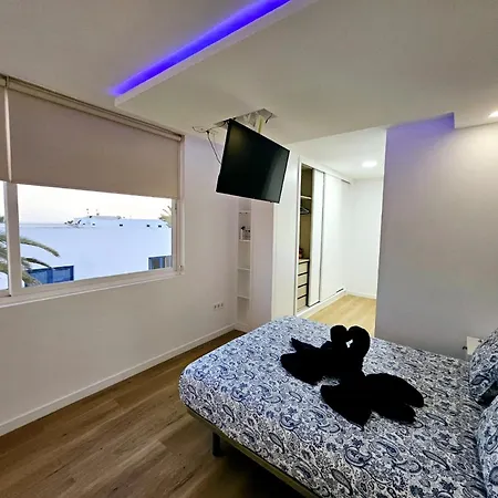 Blue Moon * Тиас